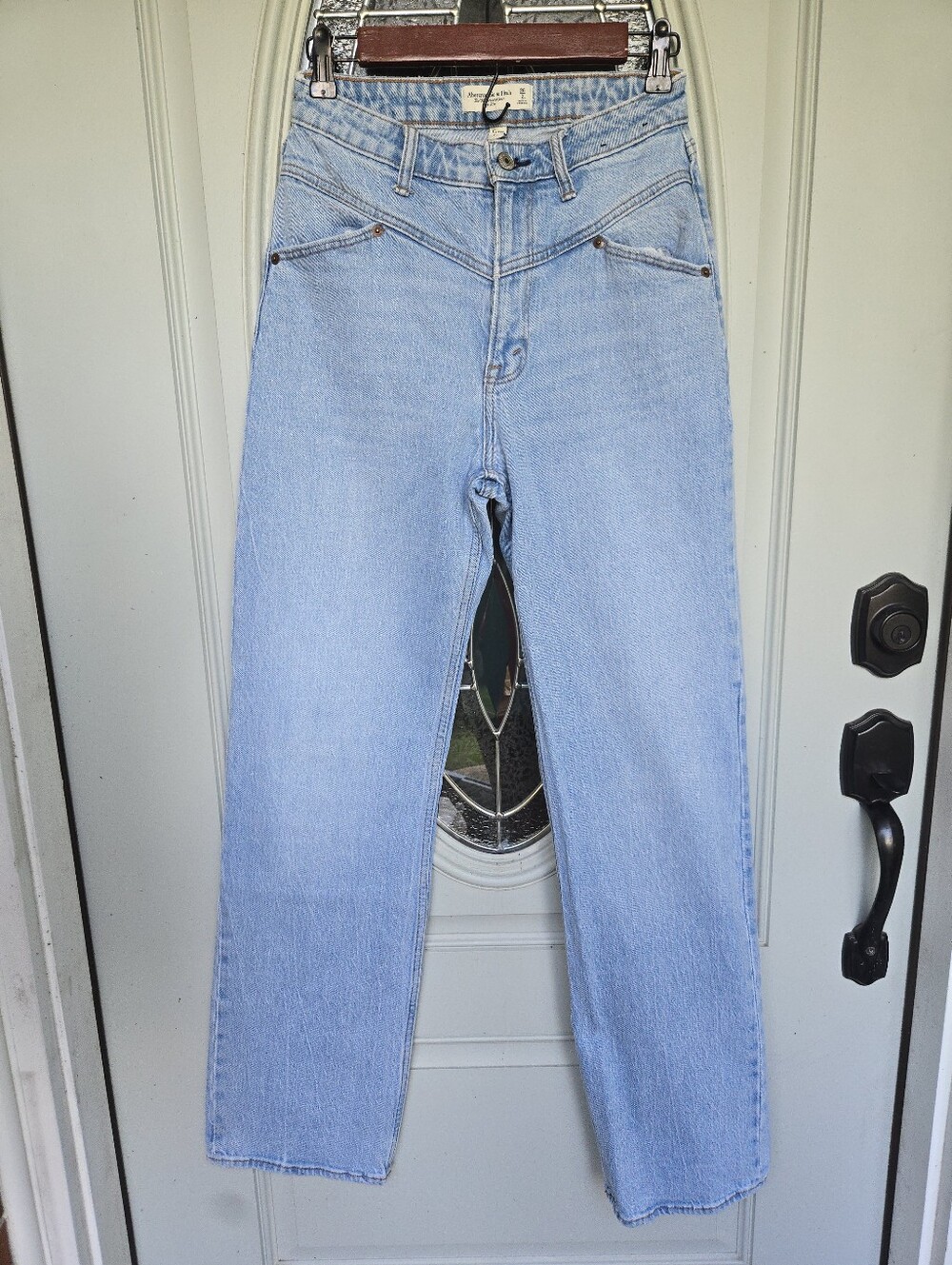 Abercrombie & Fitch The 90s Relaxed Jean High Rise